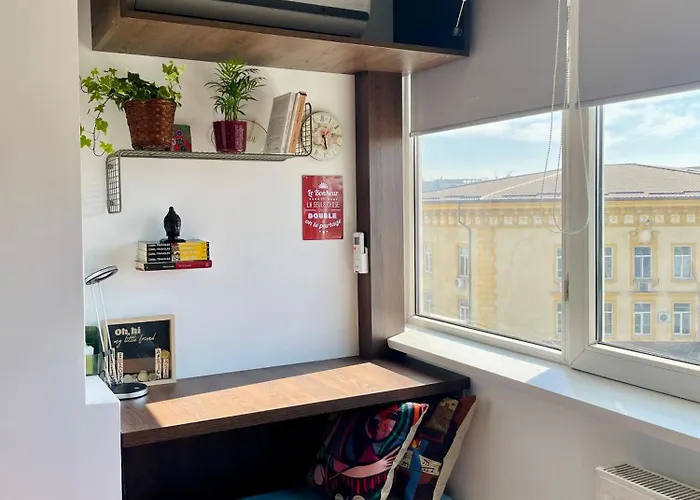 3 Vis-a-vis - Gara De Nord ブカレスト